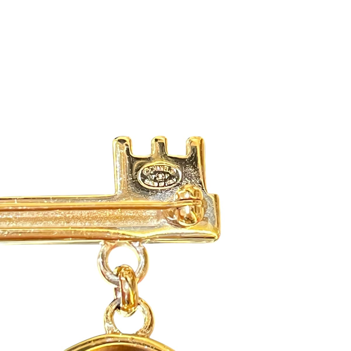 CHANEL(シャネル) 02P ラインストーンハートロックブローチ ゴールド