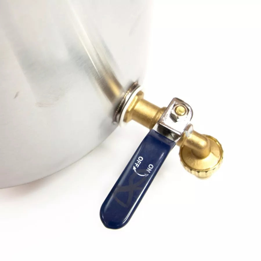 Water tank（ウォータータンク） | 3層式テントサウナMORZH（モルジュ