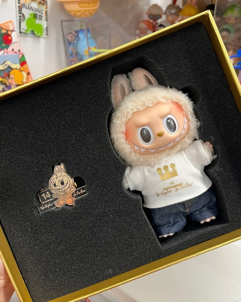 POPMART 泡泡瑪特LABUBU 14週年員工限定禮盒版