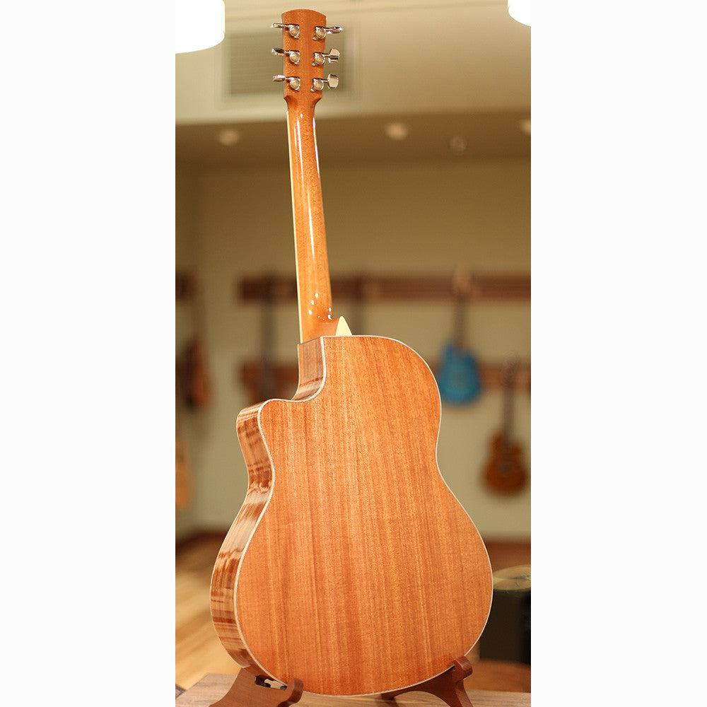 Larrivee LV-05 - Shoreline Music