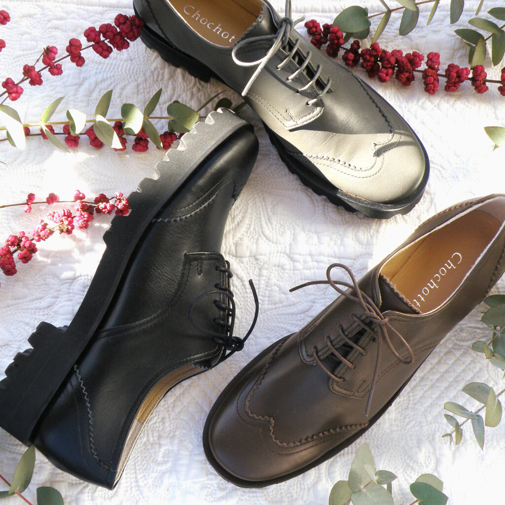 モードな幅狭マニッシュシューズAlex（アレックス）幅狭靴のChochotte