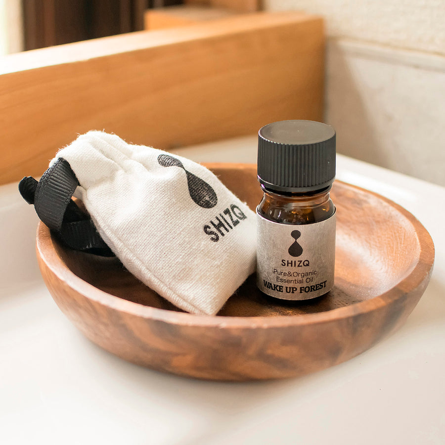 安眠のための国産杉のエッセンシャルオイル&ディフューザー ギフト