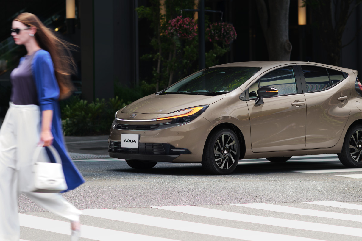 アクア | トヨタカローラ滋賀