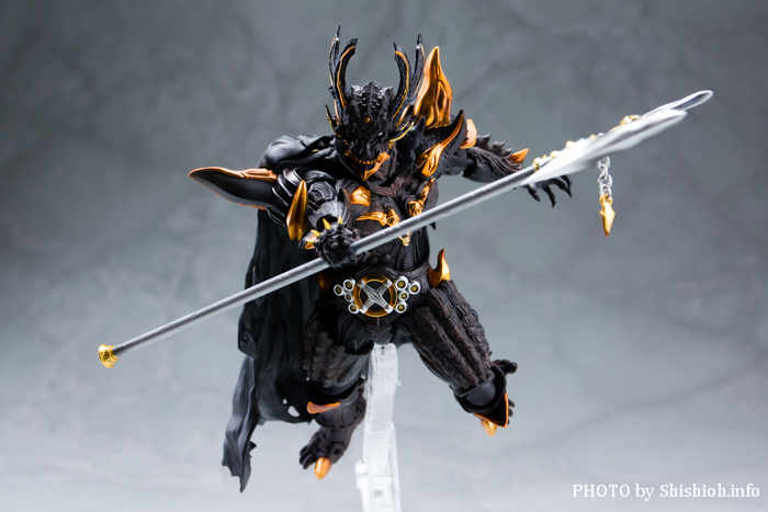 d*9様 真骨彫 暗黒騎士キバ figuarts 牙狼 フィギュアーツ S.H.