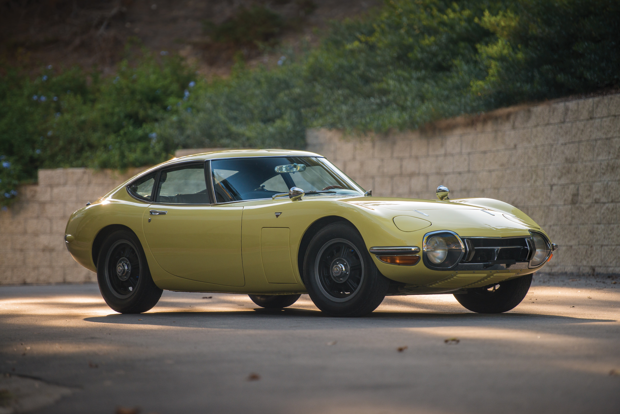 The Rare Toyota 2000GT