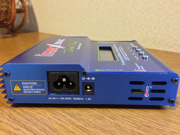 AR.Drone 2.0用のバッテリーチャージャーとして購入した、ハイペリオン