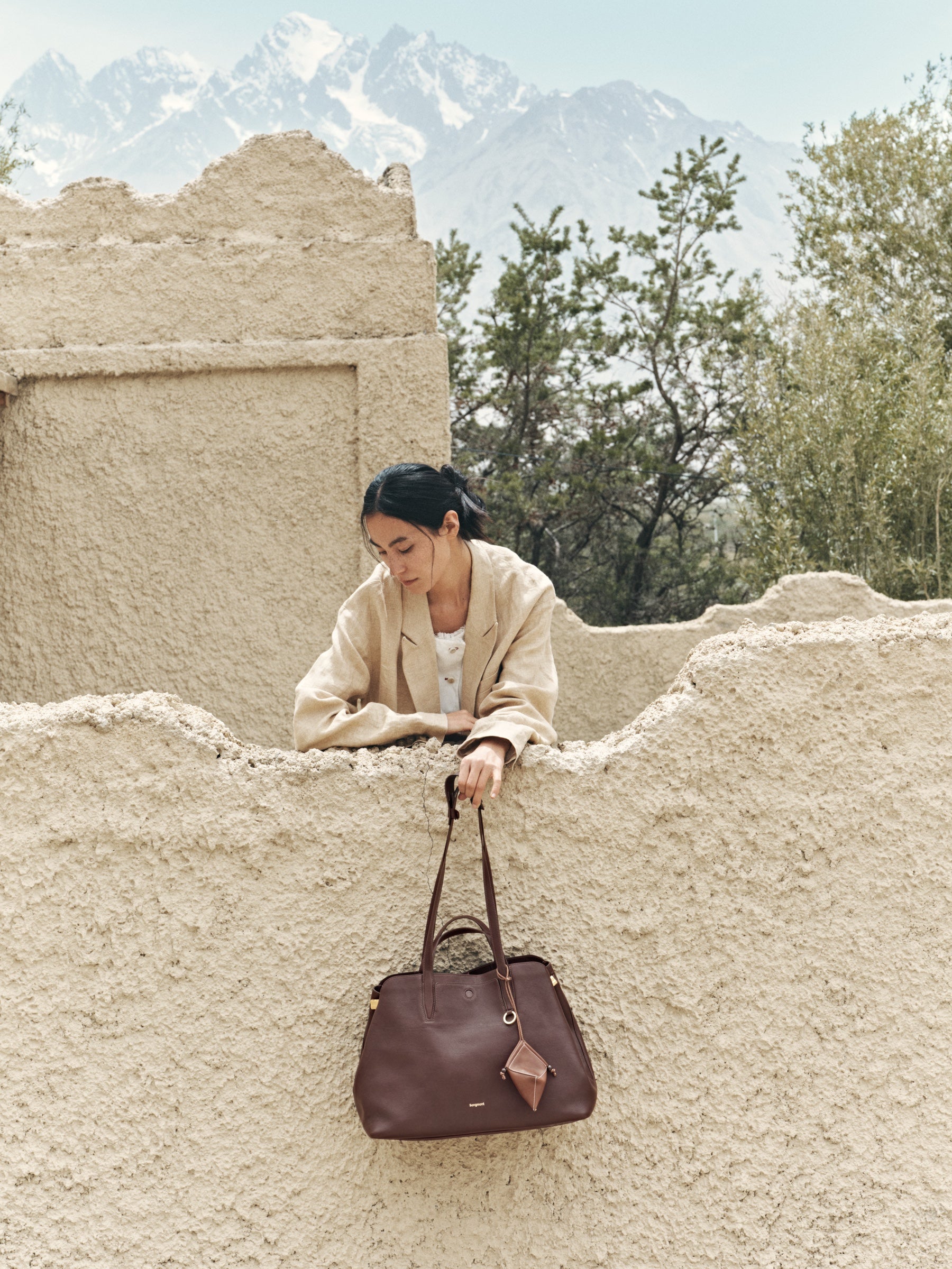 トートバッグ | 毎日使える機能的なエレガンス – Songmont