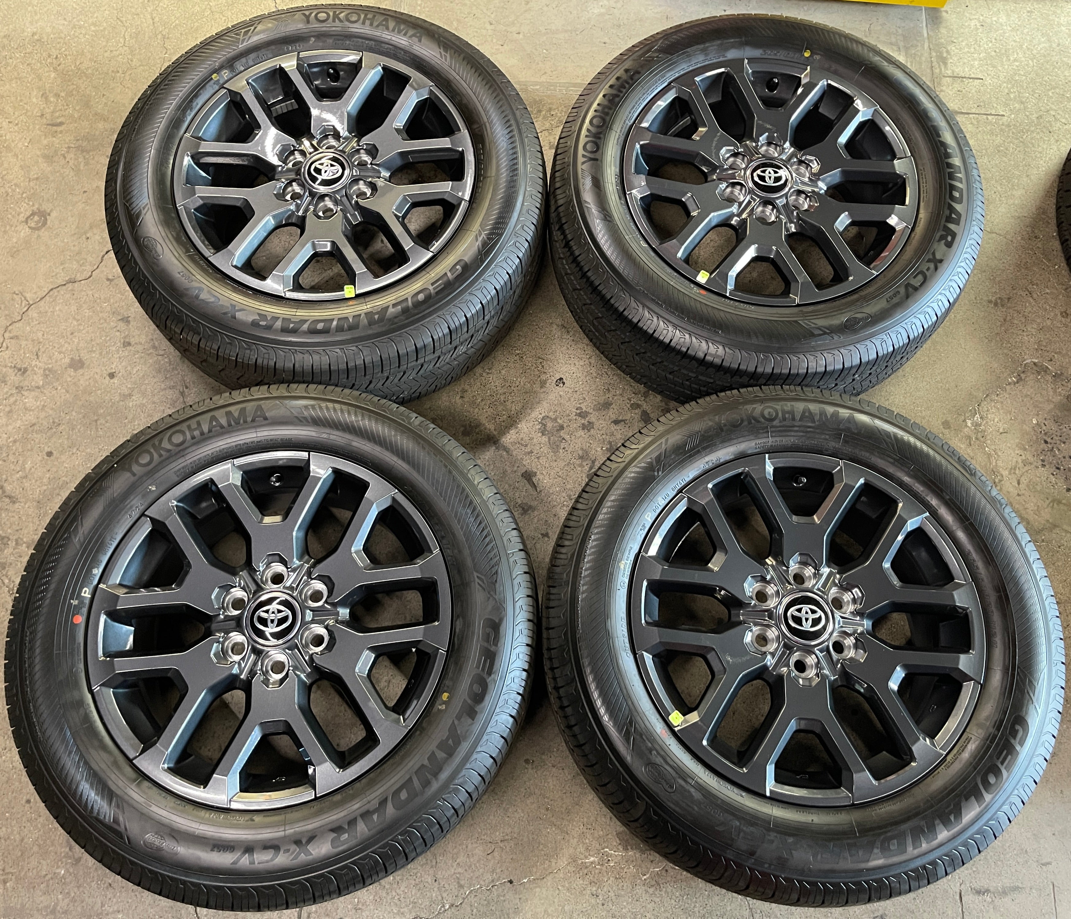 Sold 2025 Toyota Tundra Platinum Factory 20 Wheels Tires OEM Rims