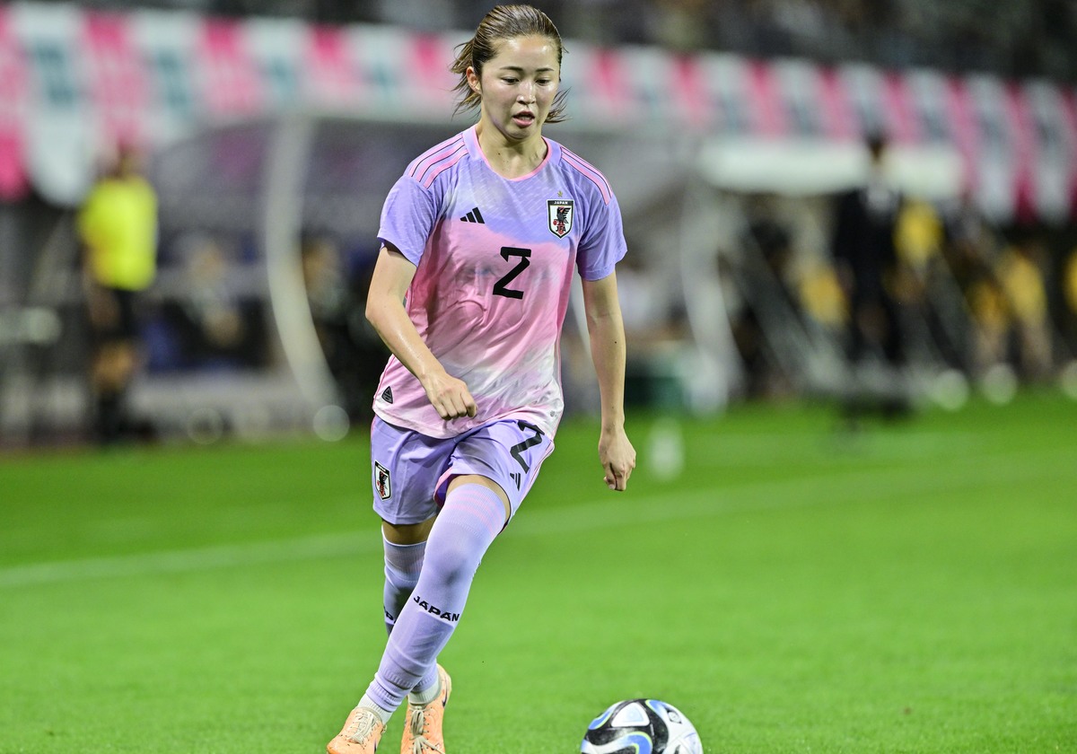 1枚目、めっちゃ綺麗ですね」なでしこ清水梨紗の新ユニ“横顔ショット