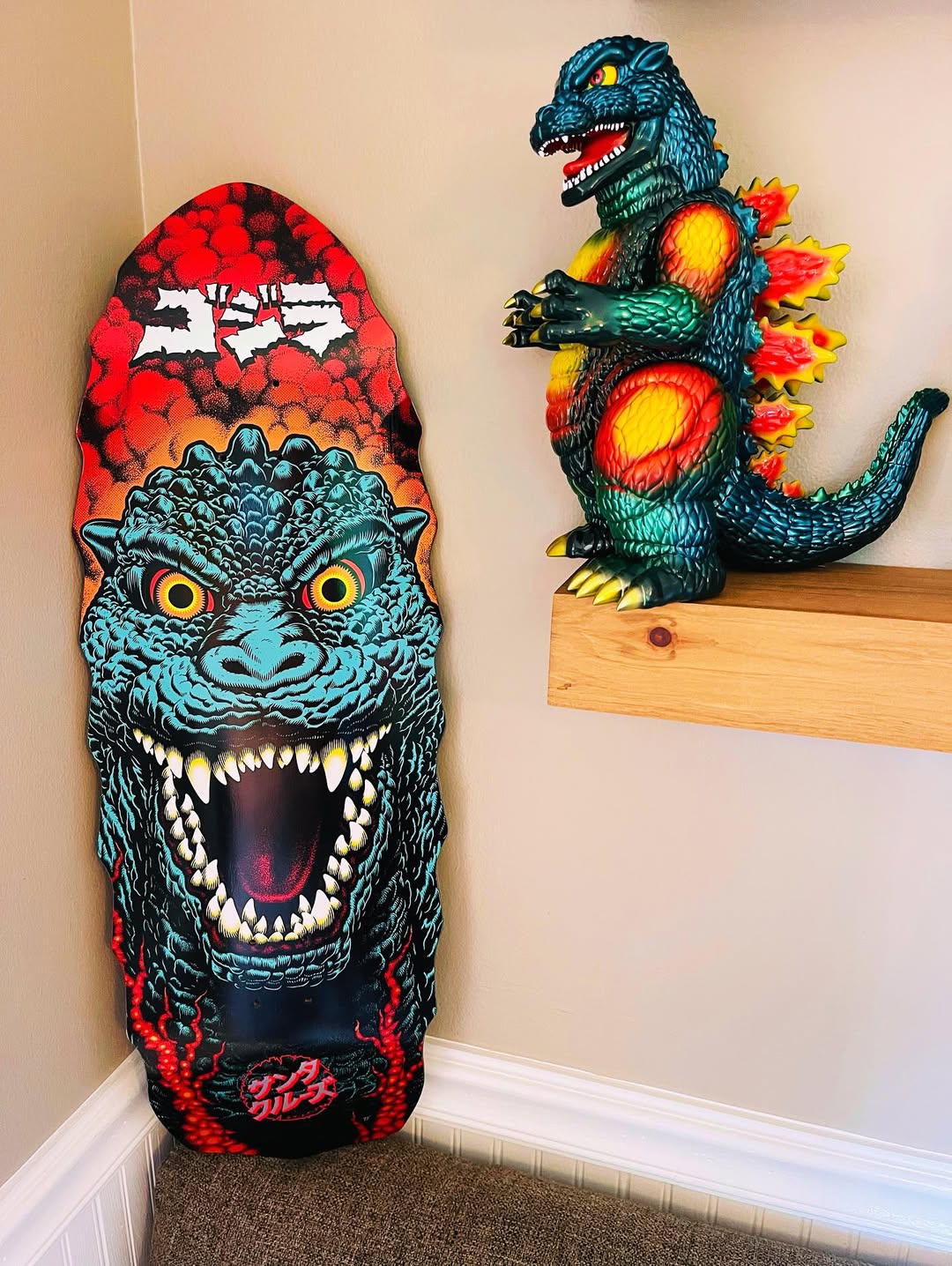 かわいいリアルな［デフォリアル］で新たに「ゴジラ（2001）発光Ver