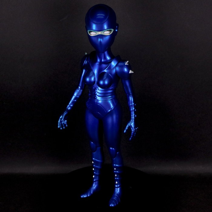 ギャラリー＆ショップ・墓場の画廊にKaiju oneから『コブラ』新