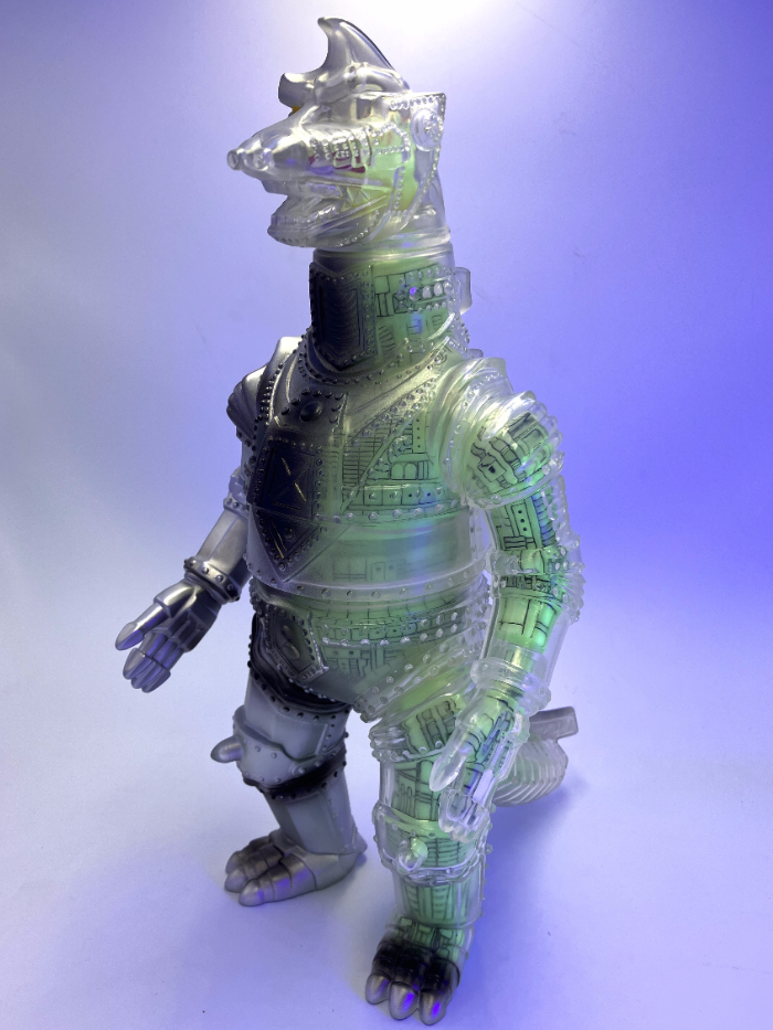 緊急告知！マルサン製「メカゴジラ2 450」が、シルバー彩色と蓄光メカ