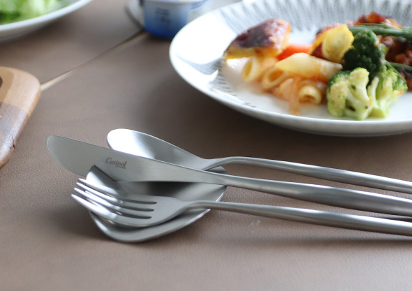 SUI（スイ）） | Cutipol クチポール 公認オンラインショップ