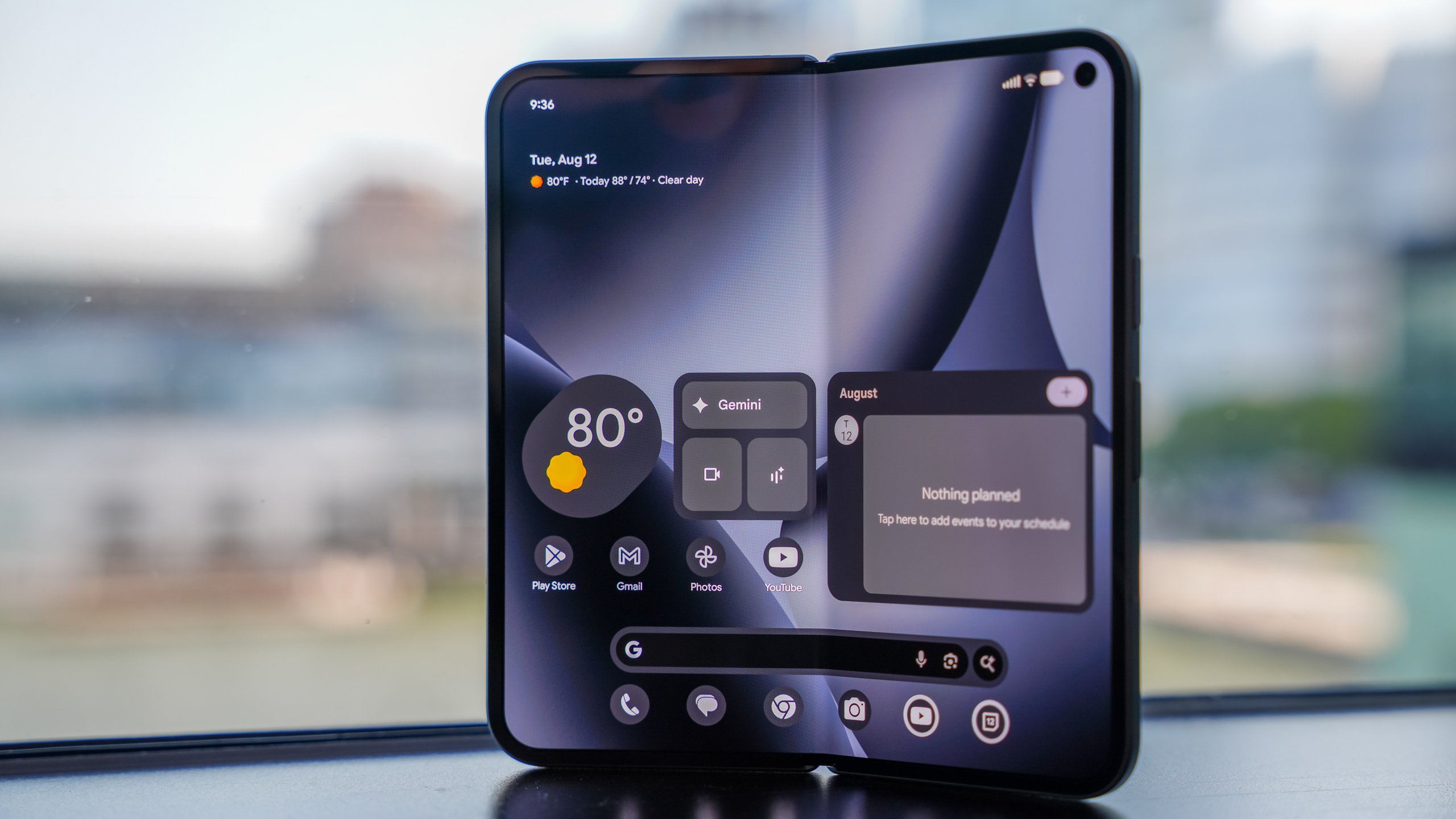 Google Pixel 10 Pro Fold - Review 2025 - PCMag Middle East