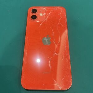 iPhone12】背面ガラス割れの修理は即日対応OK！ - iPhone修理・iPad