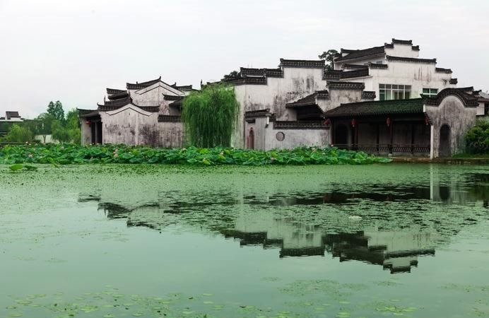600年を超える歴史をもち、「古き東方文明の縮図」と言われる安徽