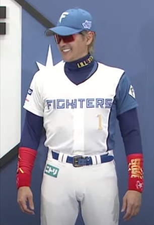 2022年版】新庄剛志 ジャージ 着用ブランド(メーカー) 図鑑