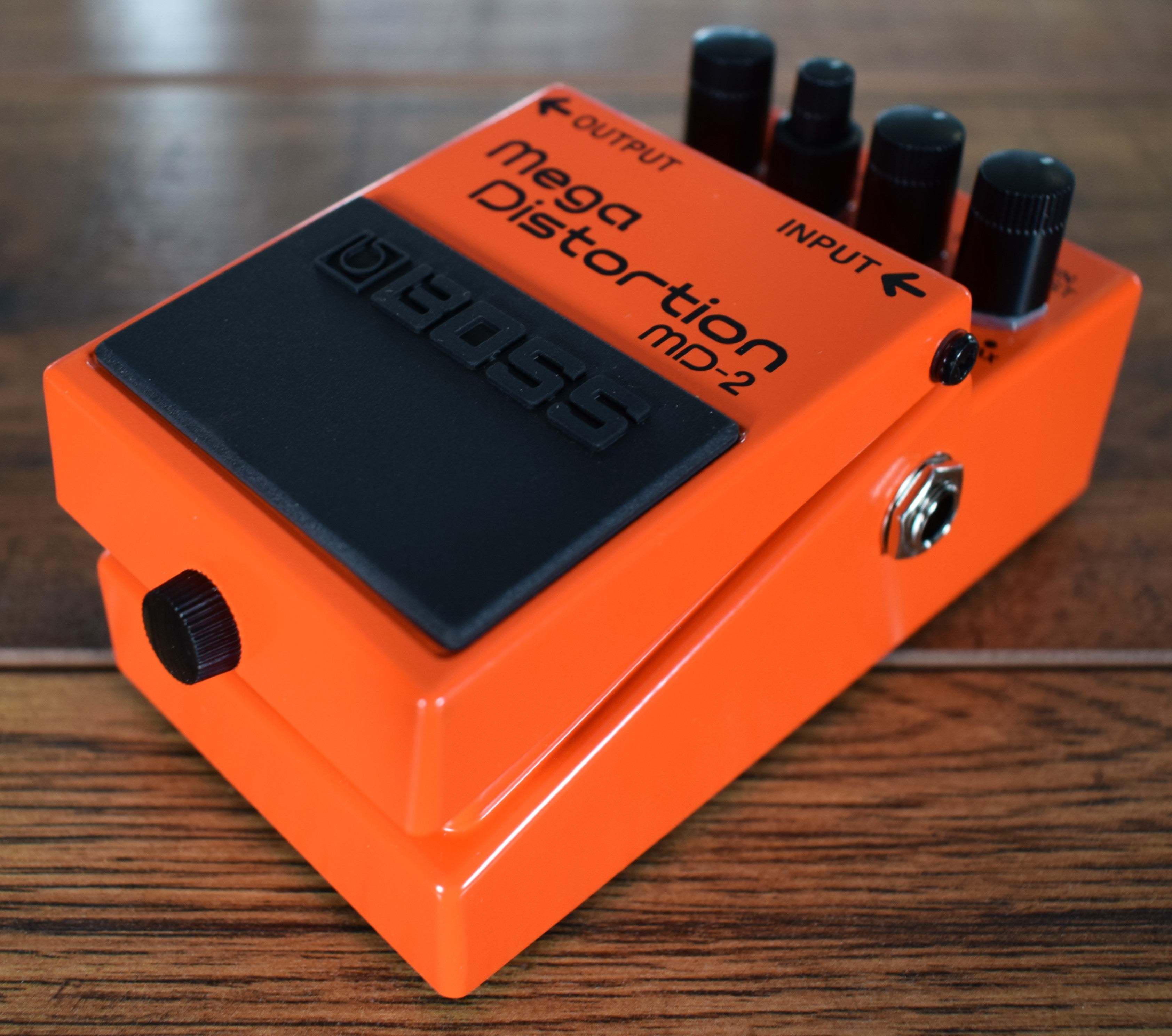 Boss MD-2 Mega Distortion Guitar Effect Pedal – Specialty Traders