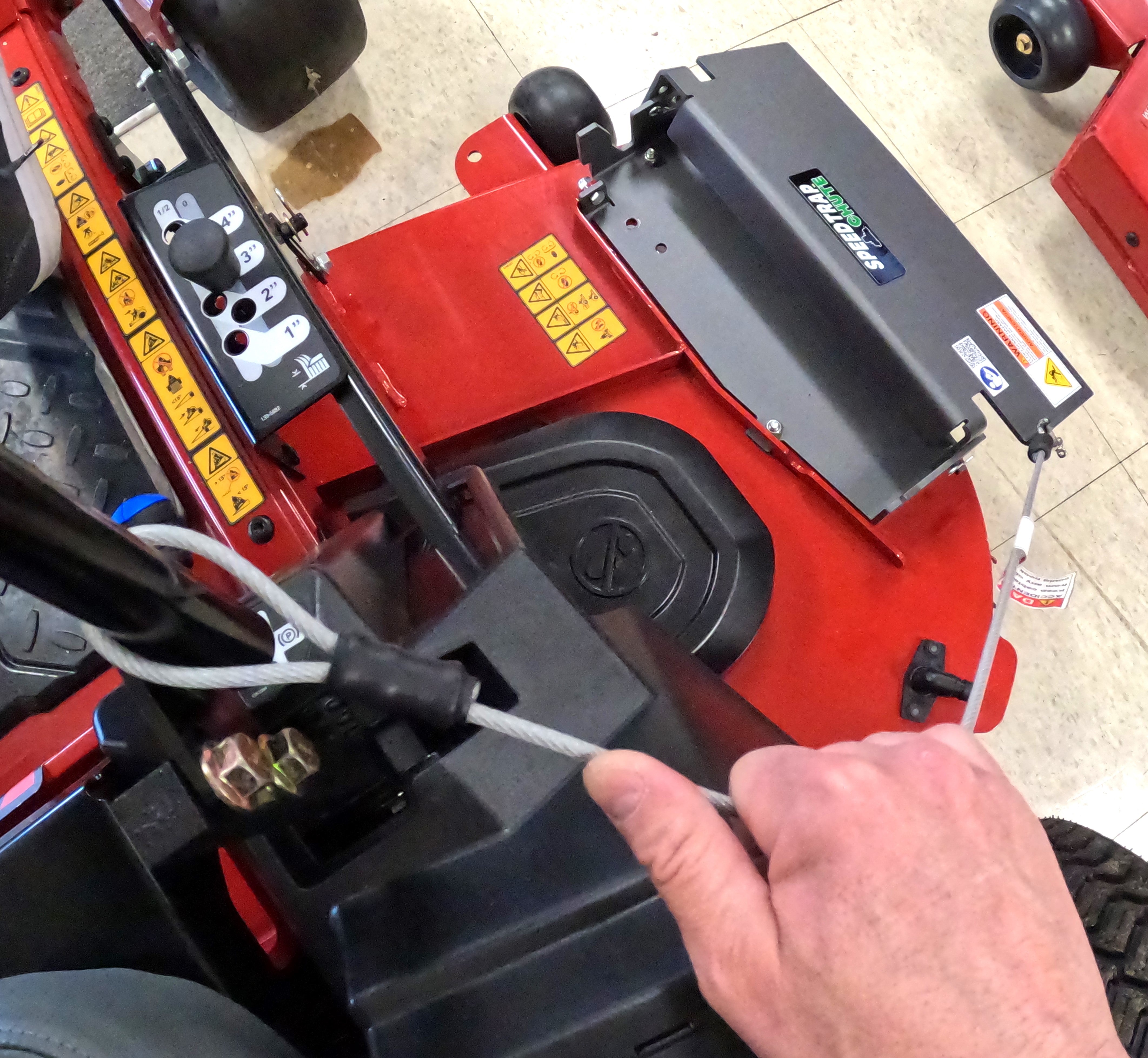 Speedtrap® Chute Blocker Toro® TimeCutter® & TimeCutter® Max 50