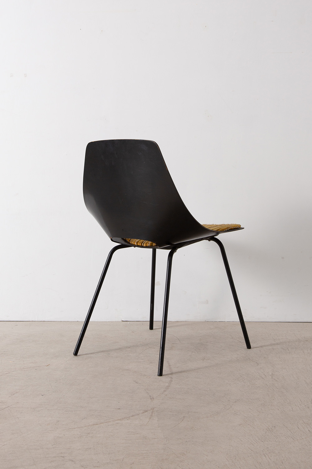 stoop | Chair by Pierre Guariche for Stainer in Wood and Stripe