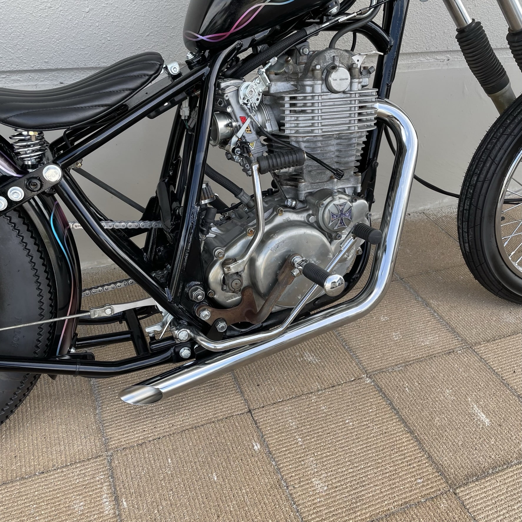 トルクコーンドラッグパイプマフラー SR400/500 / 2％er オフィシャル