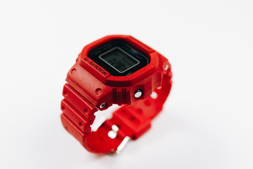 G-SHOCK NANO 5600 SERIES レッド DWN-5600-4JR – THREEC WEB