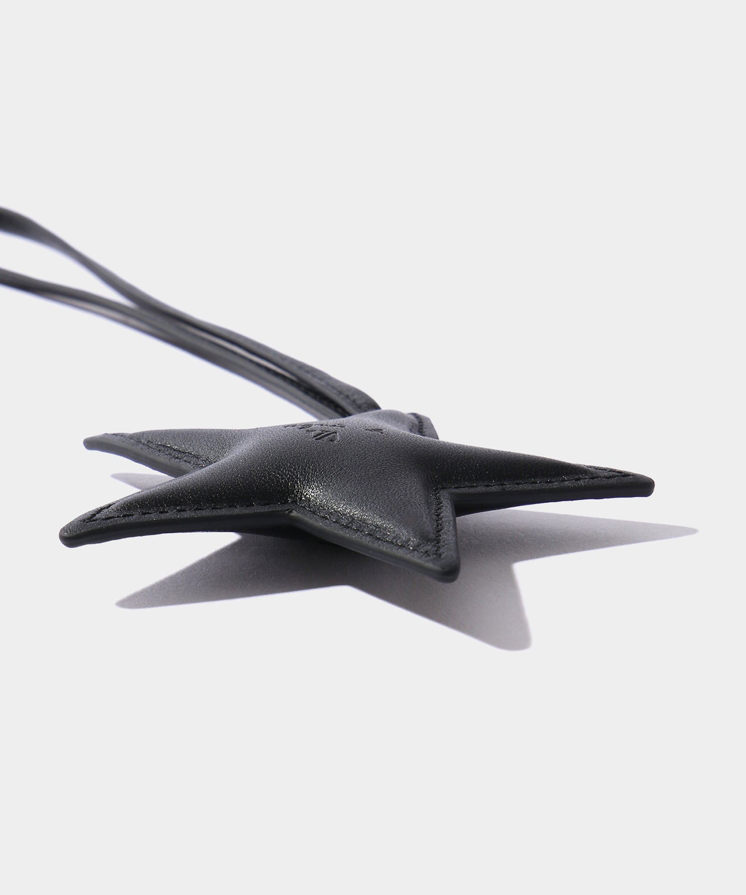 agnes b. Key Chain – V.A. TOKYO ONLINE STORE