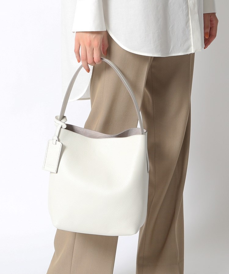 ロシェ】レザーショルダーバッグ S 本革（商品番号：P25-30902