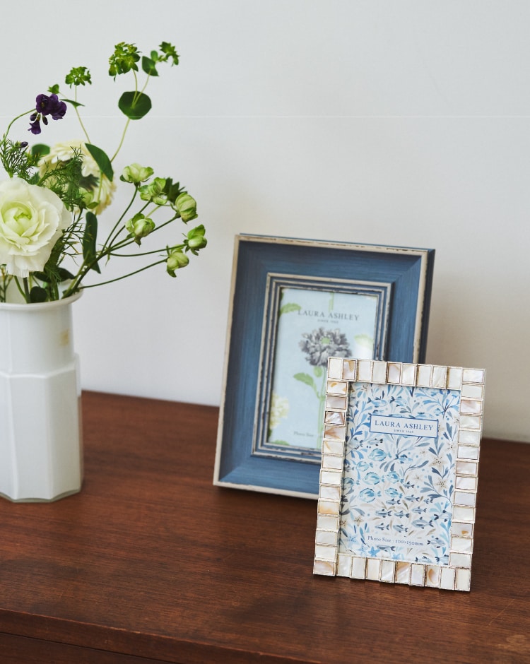 Laura Ashley（ローラ アシュレイ）の通販 | ワールド オンライン