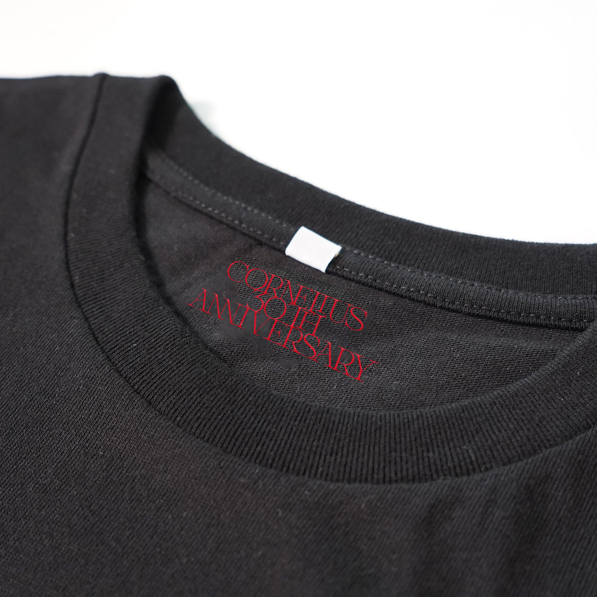 THE FIRST QUESTION T-shirt – ワーナーミュージック・ストア