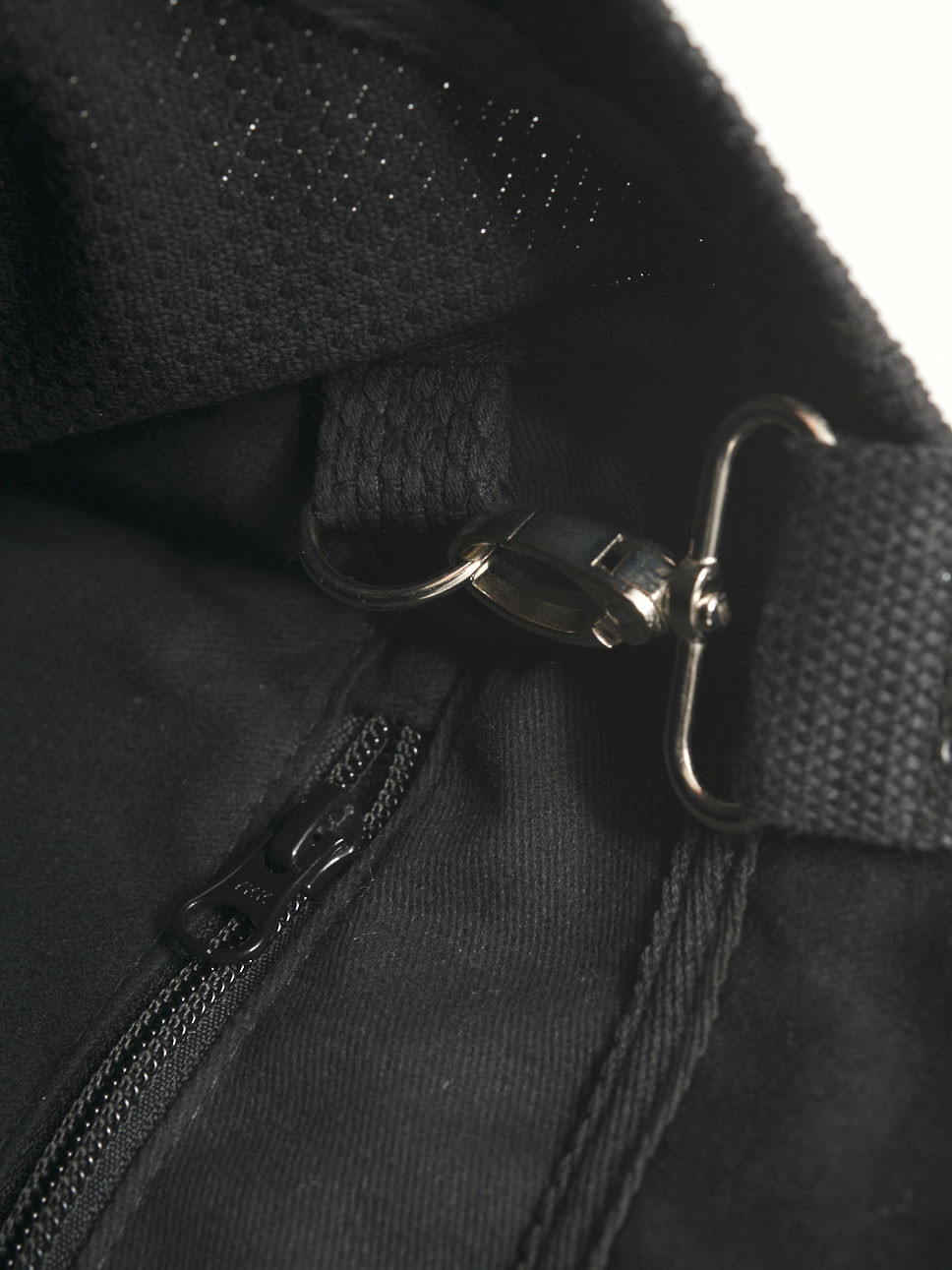 OKADA ICHIMON BAG／SEASON2 | 岡田一門 | 岡田准一オフィシャル