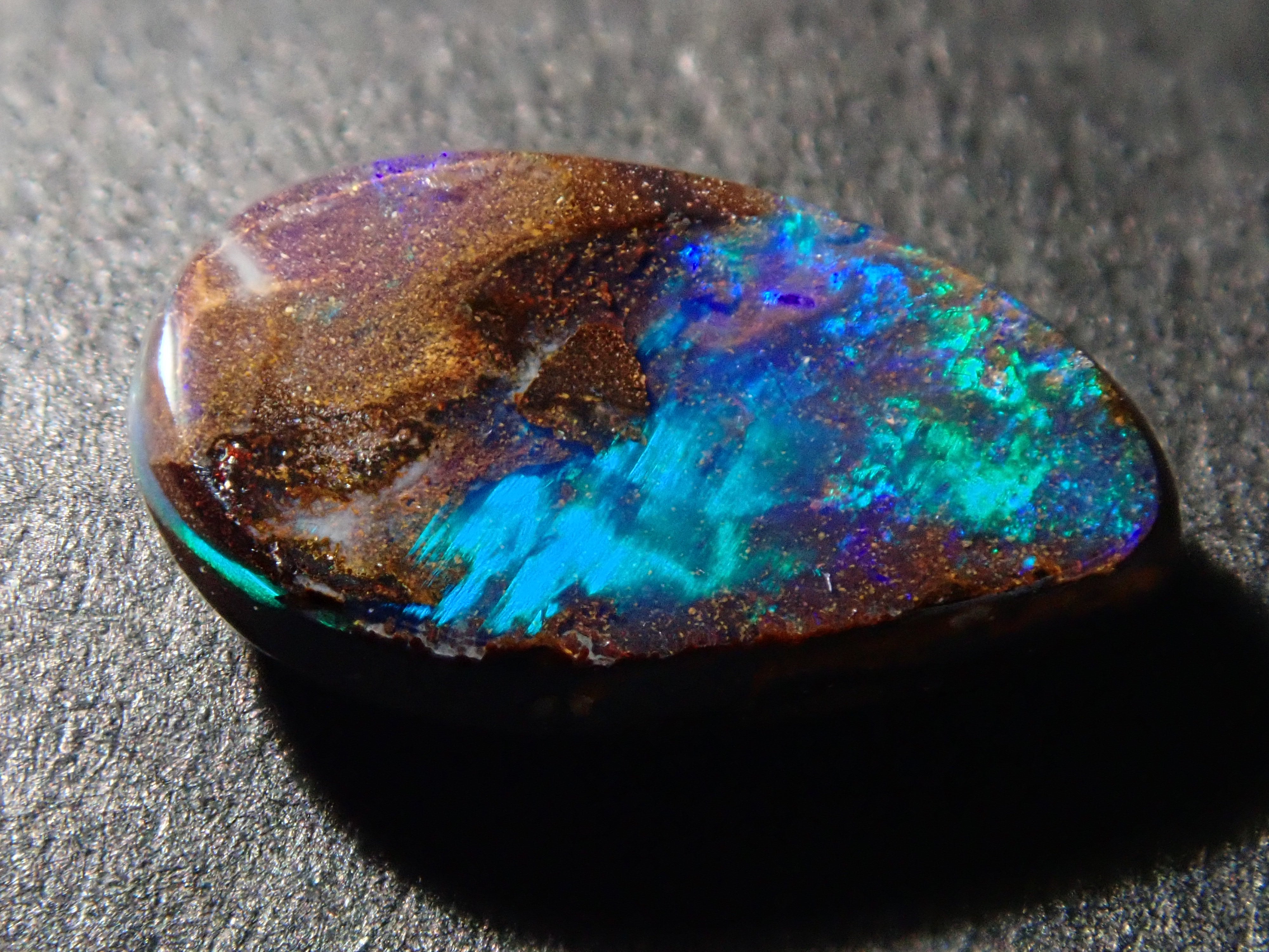 オーストラリア産ボルダーオパール 1.027ctルース