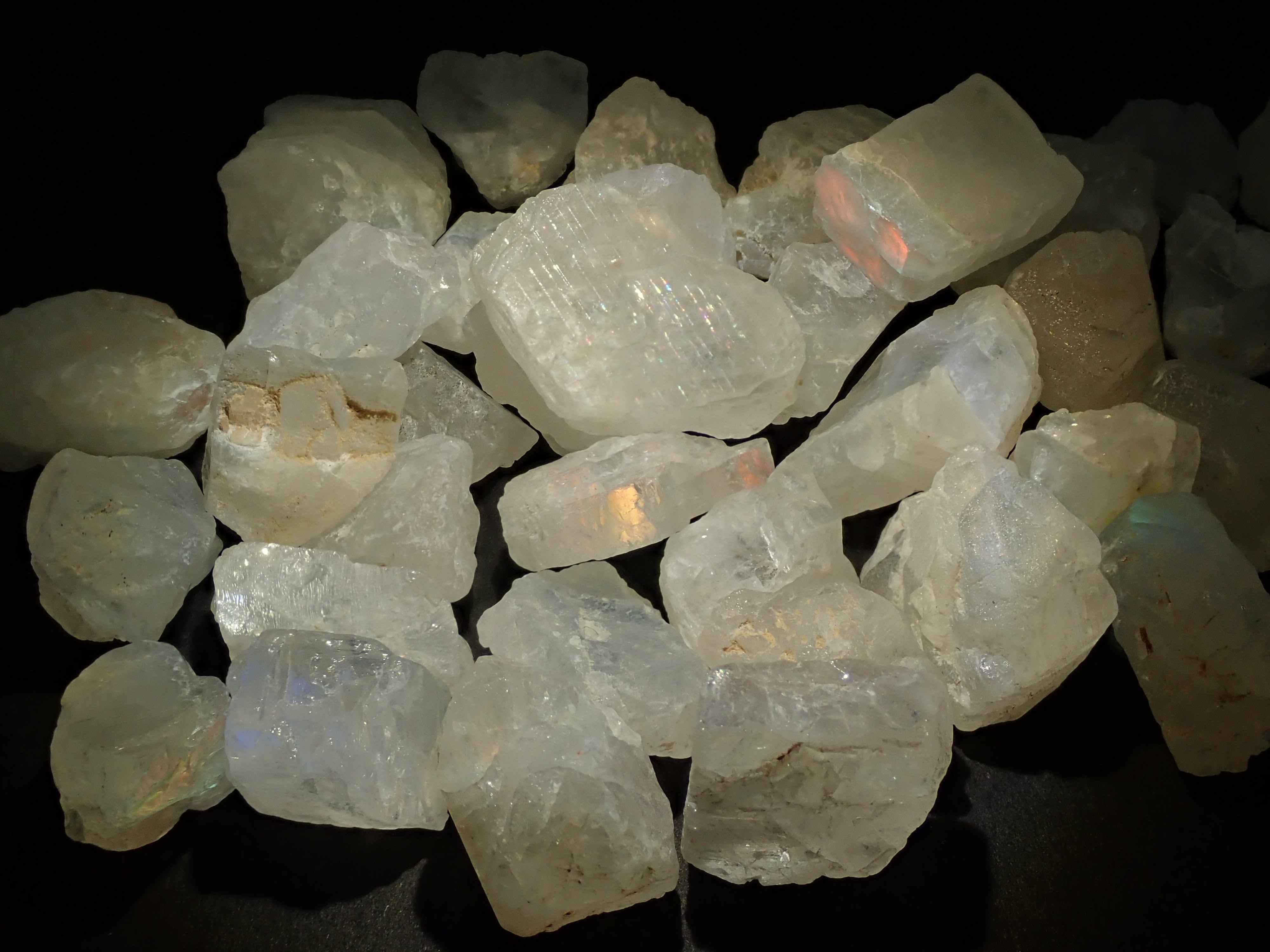 宝石研磨に挑戦してみよう「自分で出来る原石磨きセット」（中級者向け：