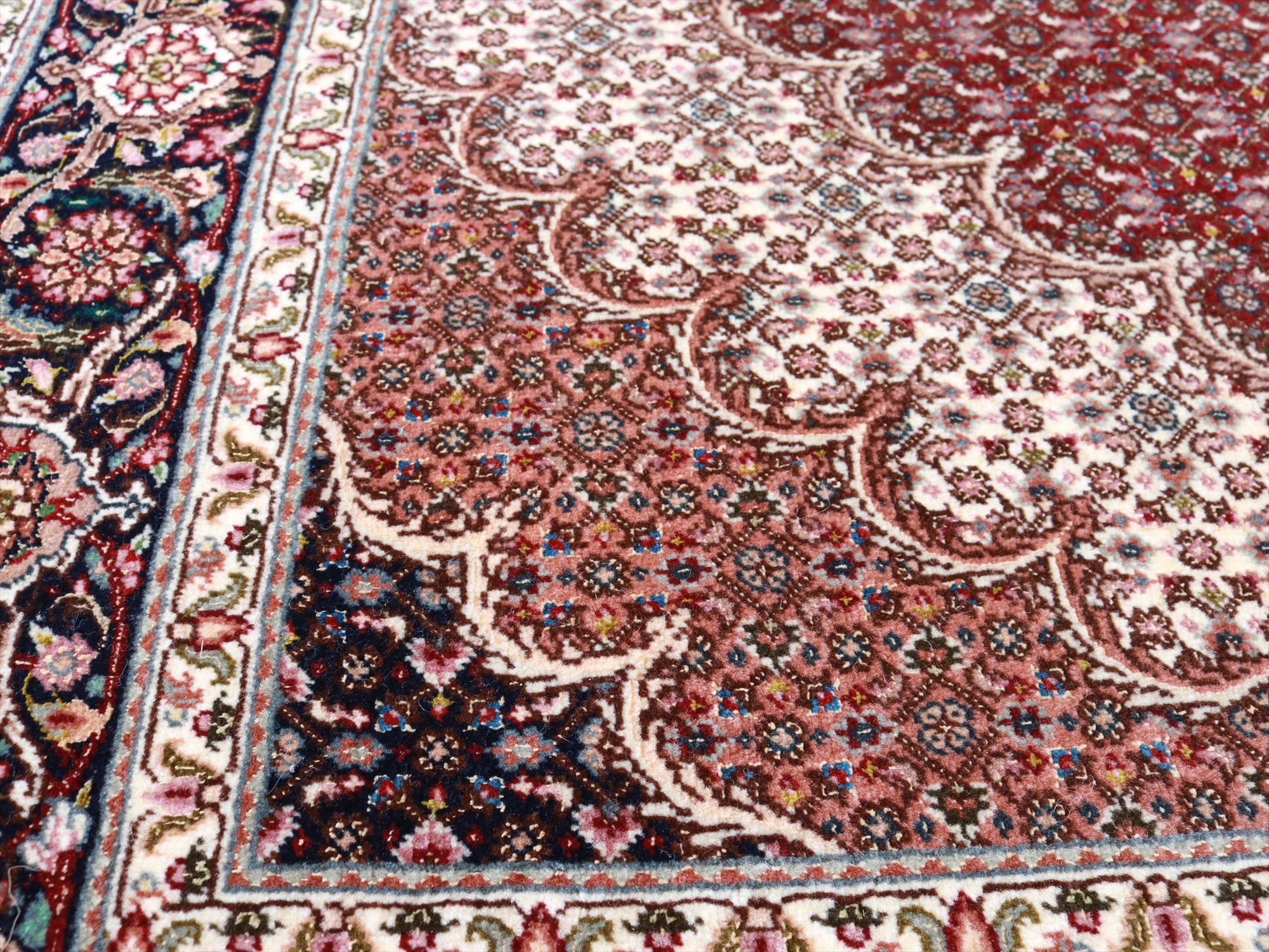 ペルシャ 手作り タブリーズ ラグ/キリム / シート 楽天市場】【15%OFF