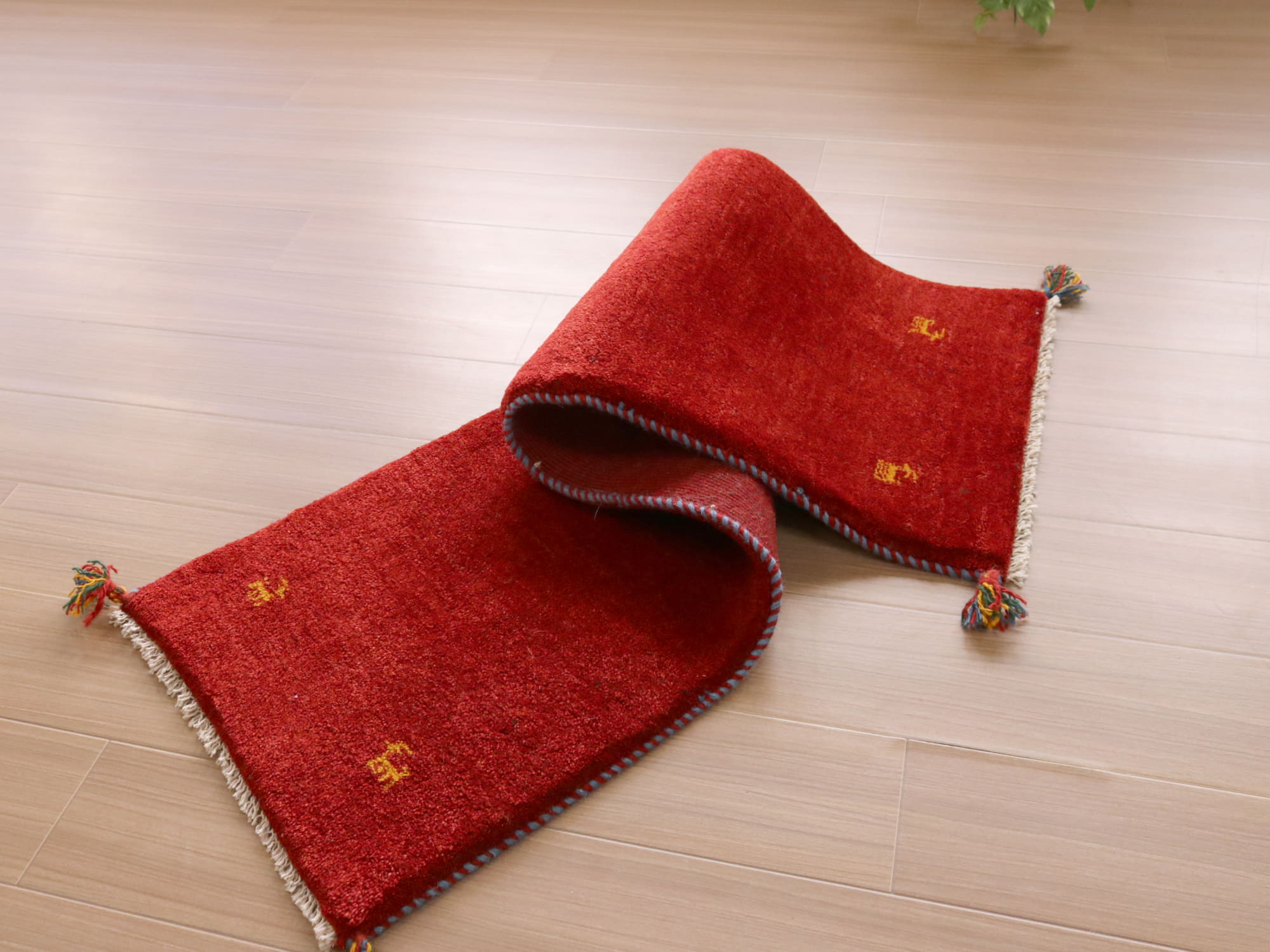 キリムスタイル / ギャベ イラン産手織りラグ145×50cm レッド 細長い