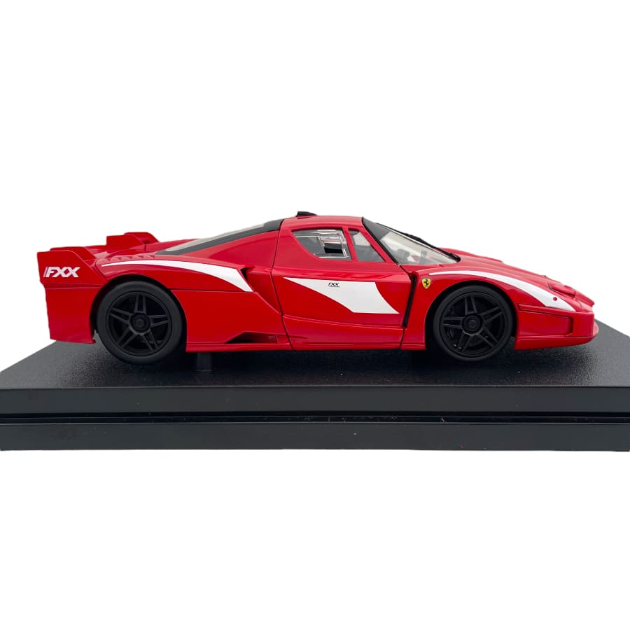 Modellino Auto 1/18 Hotwheels Ferrari FXX Evoluzione Red 2006