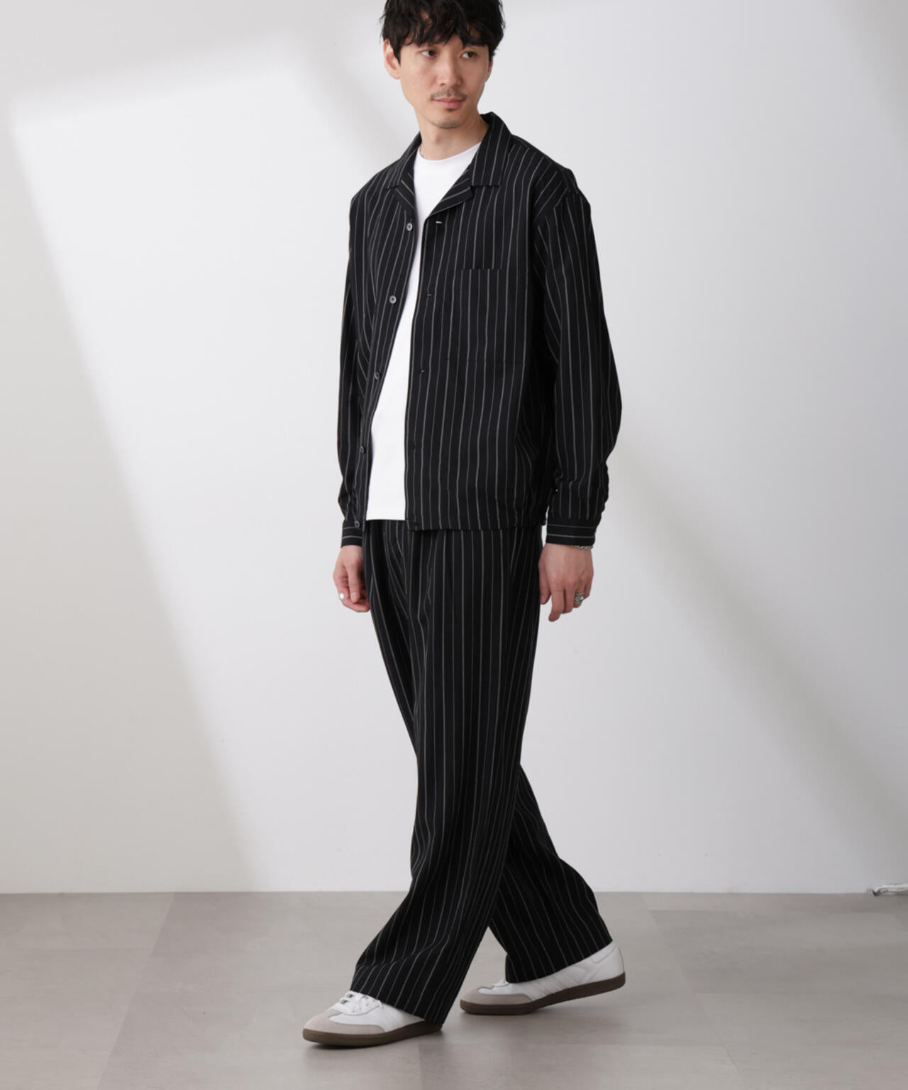 リネン ブレンド ピンストライプ 1タック イージーパンツ