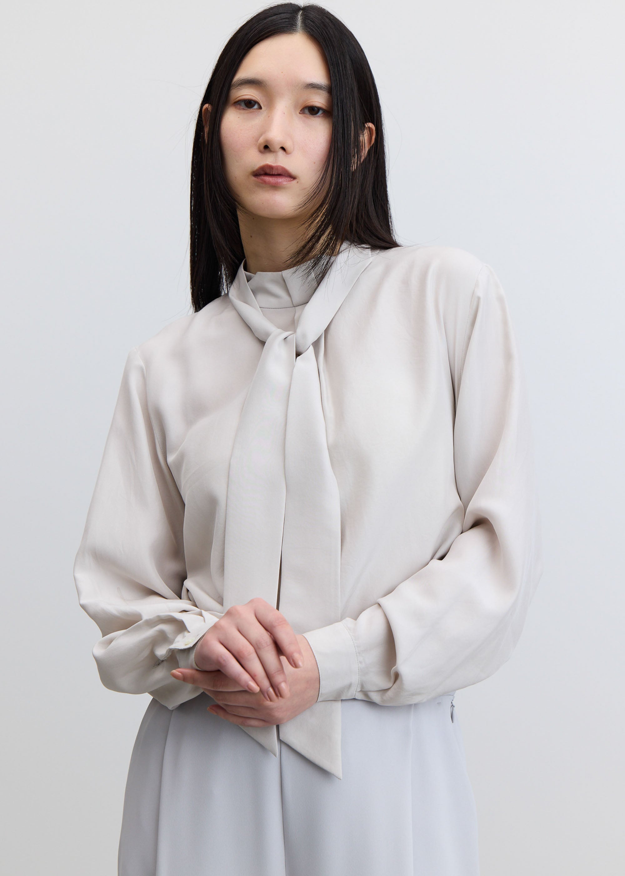 シルクボウタイブラウス - SOÉJU online store｜上質な大人の女性の
