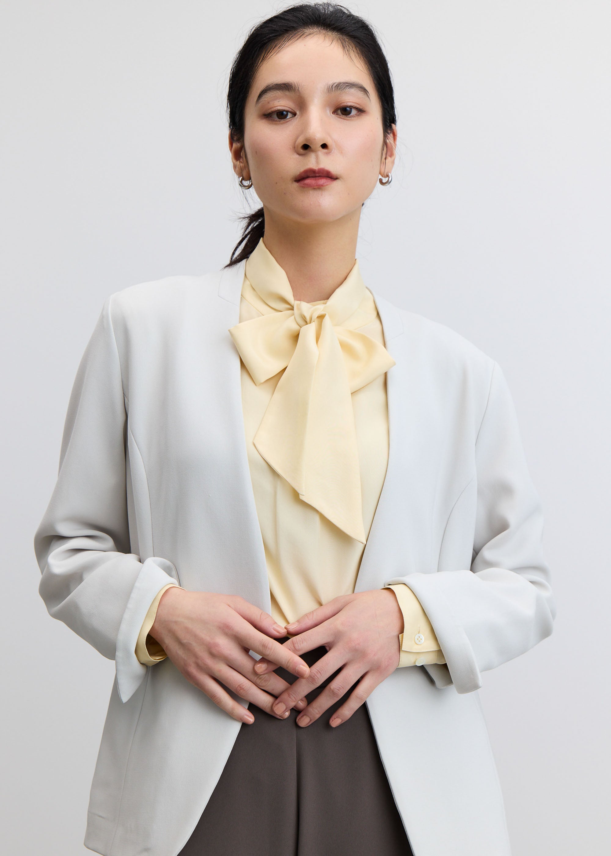 シルクボウタイブラウス - SOÉJU online store｜上質な大人の女性の