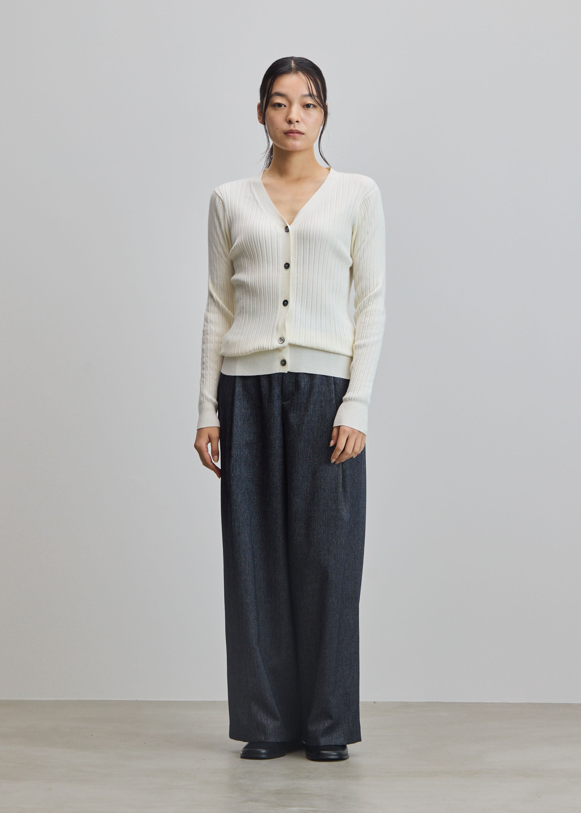 ヘリンボーンタックワイドパンツ - SOÉJU online store｜上質な大人の