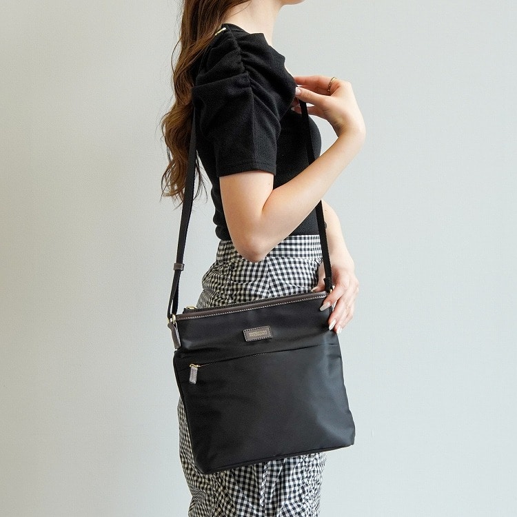 マッキントッシュ フィロソフィーアメリア2 ショルダーバッグ 68091(01