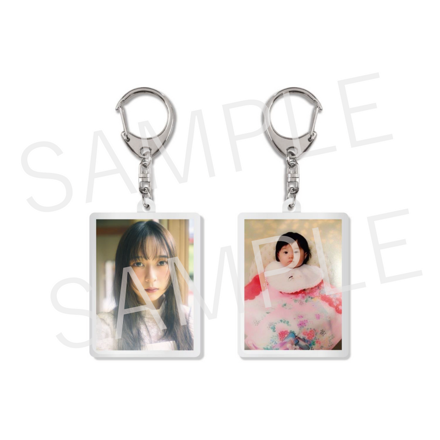 鈴木絢音 26th Anniversary アクリルキーホルダー – Ayane Suzuki