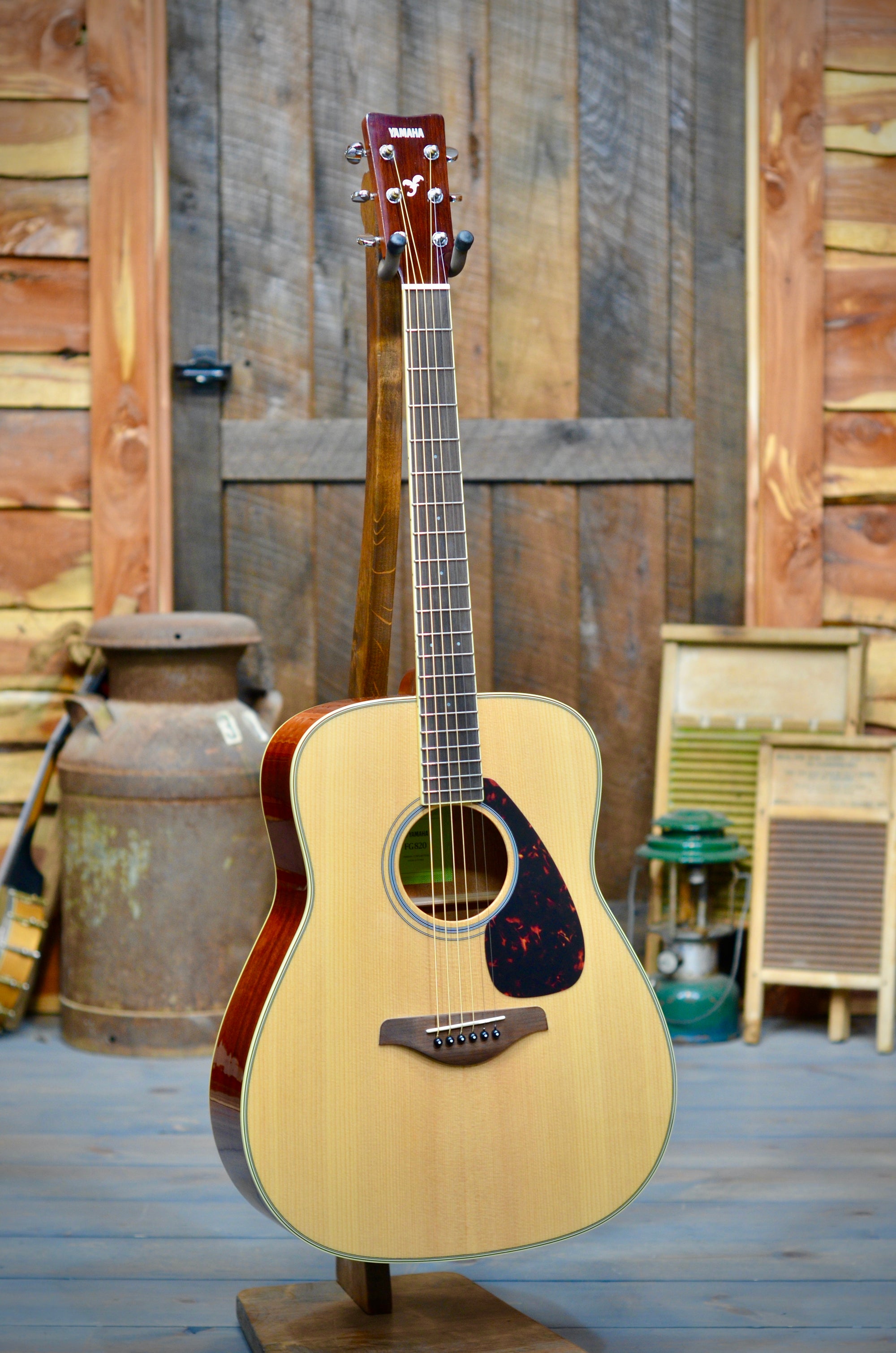 Yamaha FG820 Dreadnought Acoustic Guitar - Natural - Banjo Ben's