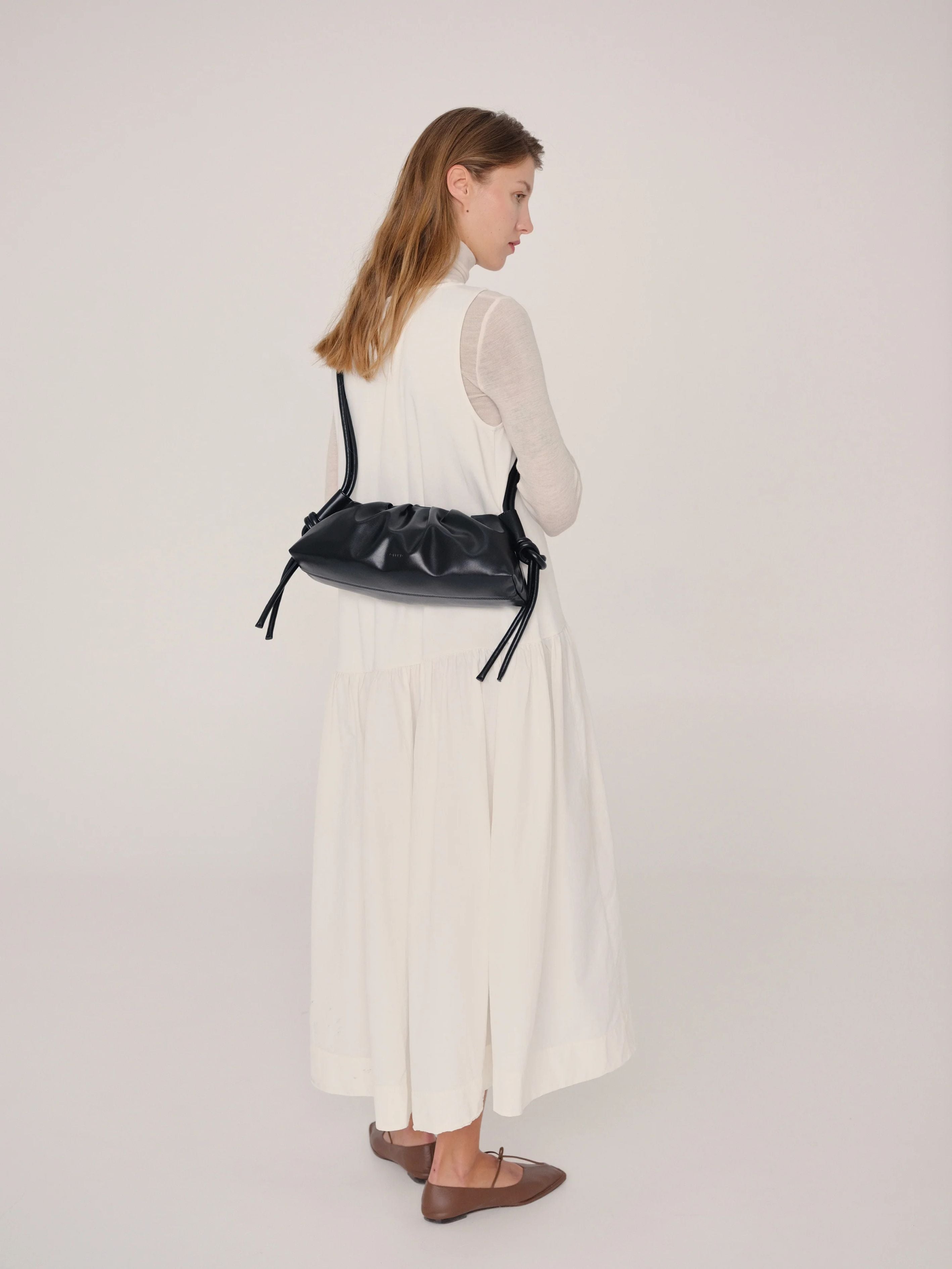 公式】ÖLEND オレンド Dumpling Bag バッグ Black – CHELSEA