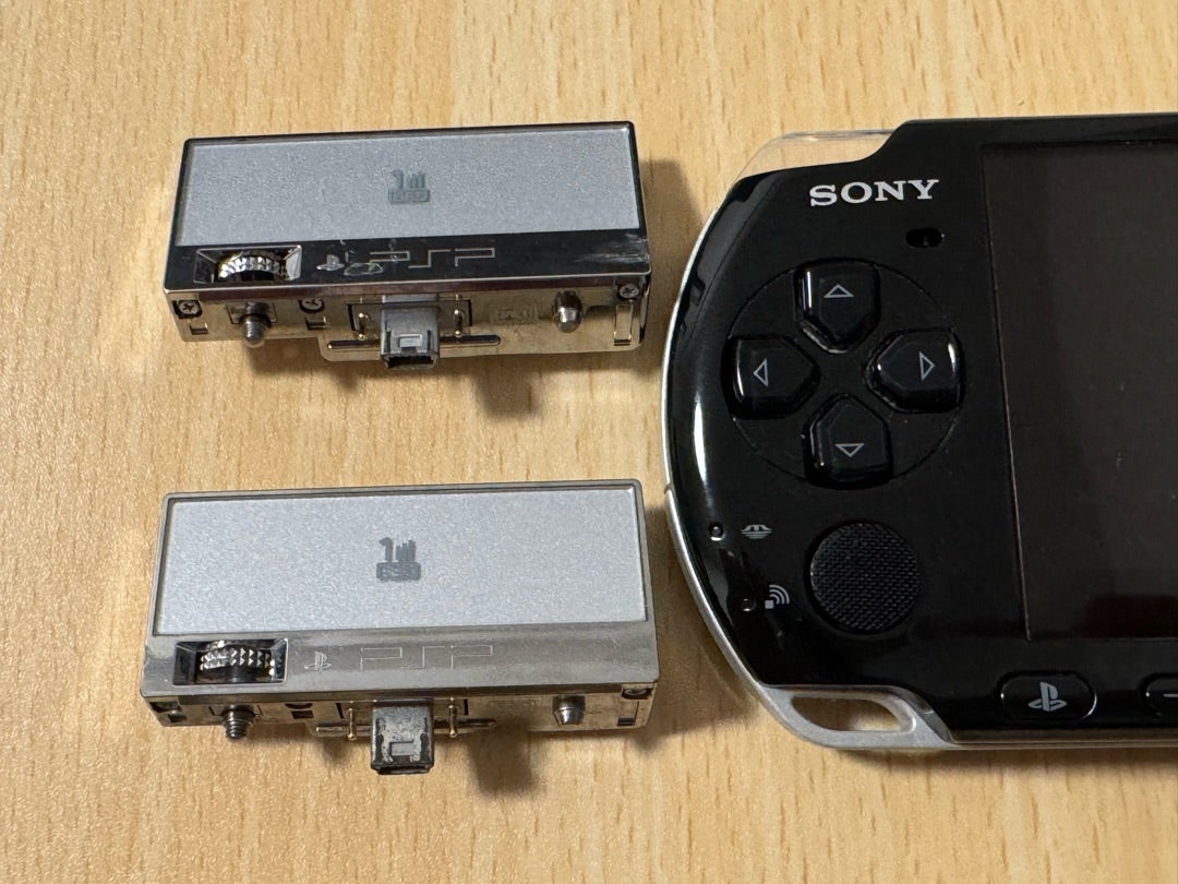 PSP用ワンセグチューナーPSP-S310 | Synergy@Quest