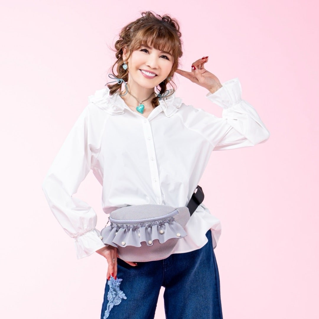 アンドラブショーでGET♡】パールビジューのメッシュふりるBODYバッグ