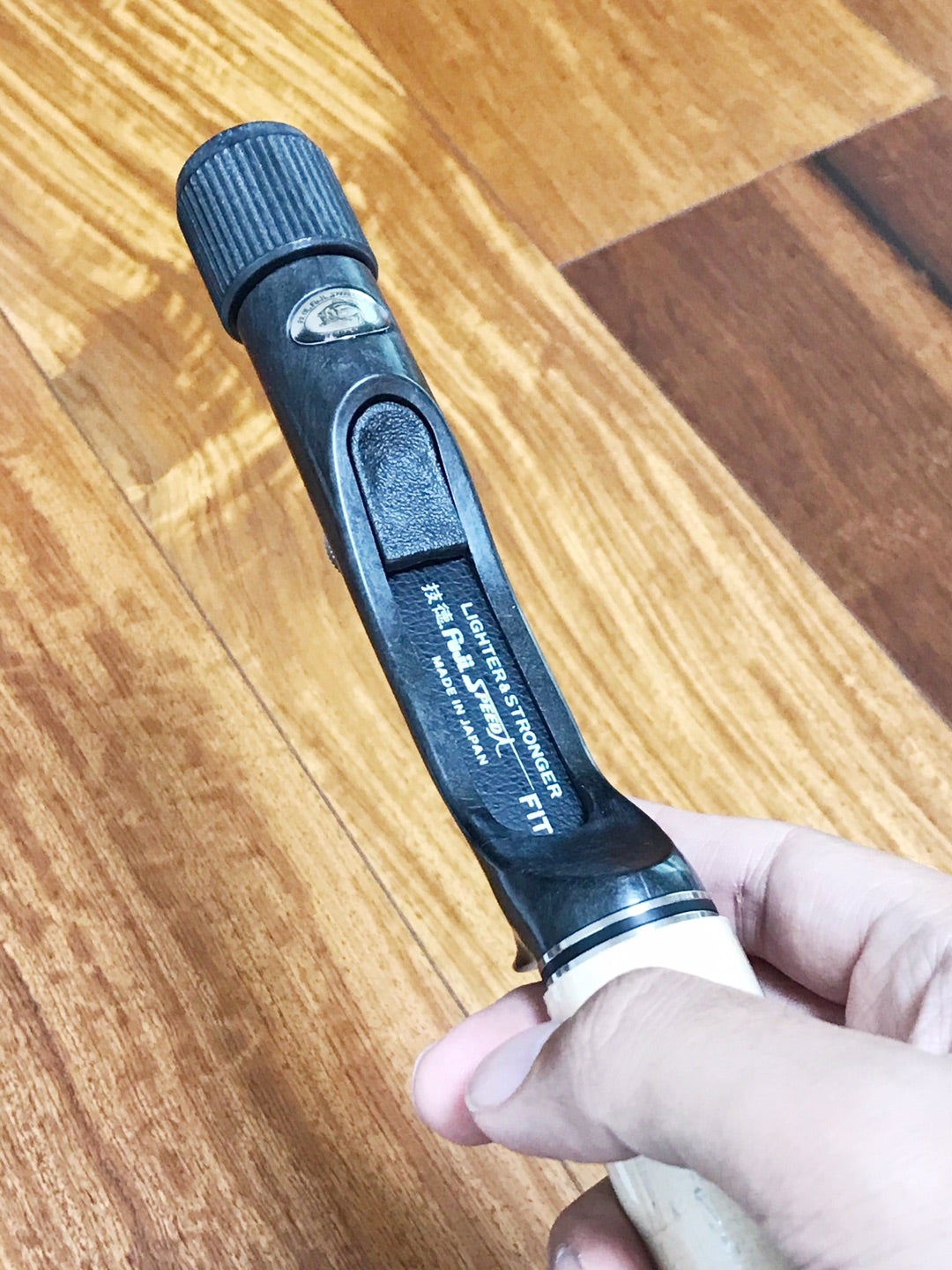 30年振りにフジグリップが復刻！ Fuji技徳カーボンキャスティング