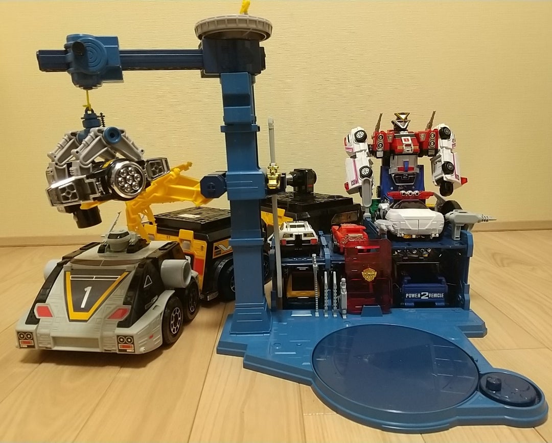 激走戦隊カーレンジャー 戦闘要塞DXビクトレーラー | Hondaful Life