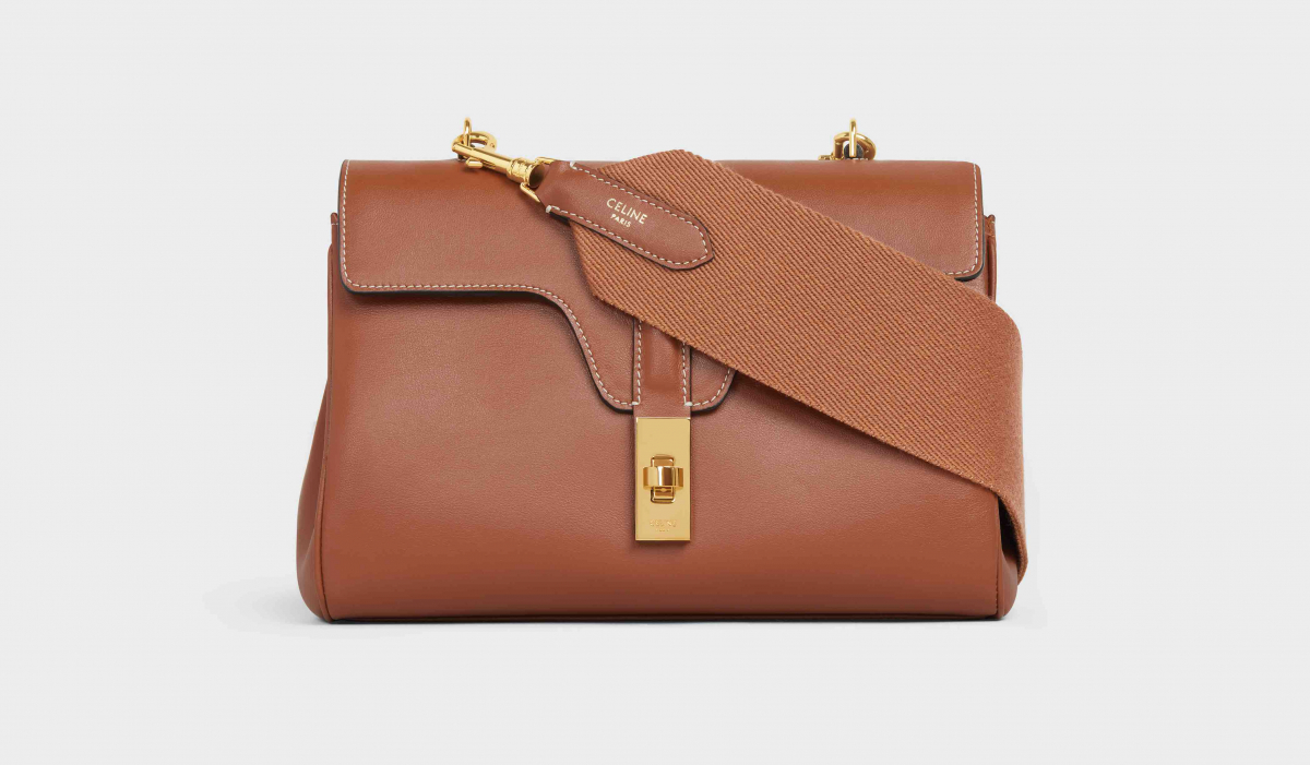 身体になじむフォルムが魅力！ セリーヌから新作バッグ「16ソフト