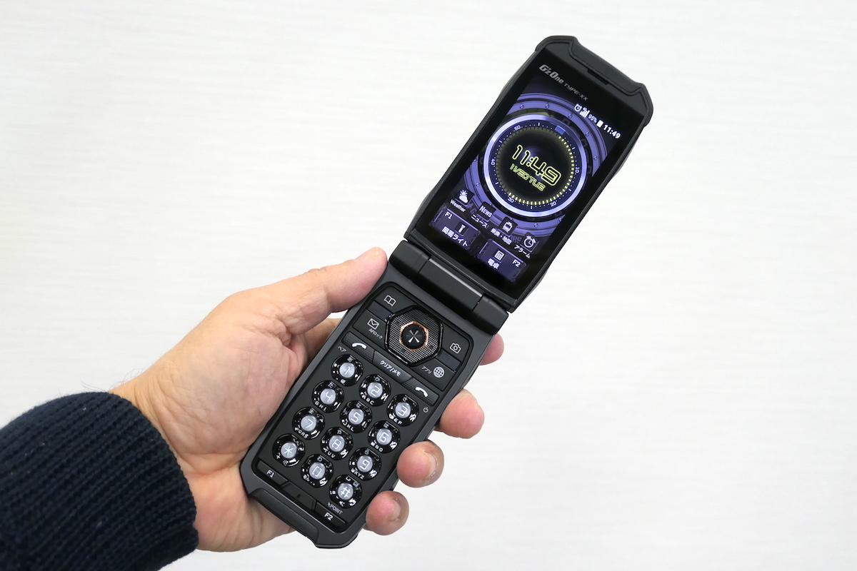 タフガラケーはこれが最後!? 懐かしくてカッコいい「G'zOne」が9年ぶり